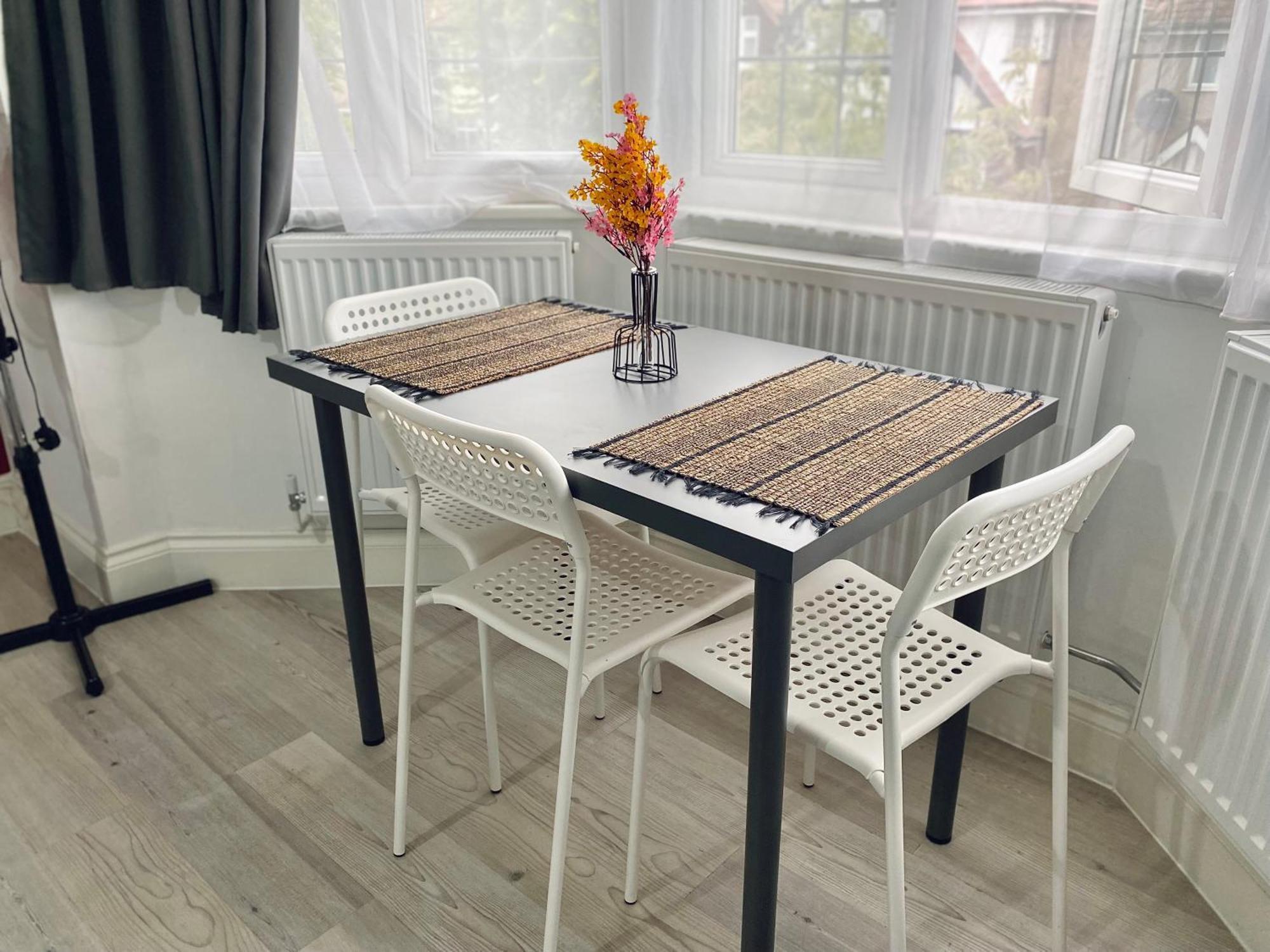 Charming Studio 30Min To Central Londyn Zewnętrze zdjęcie